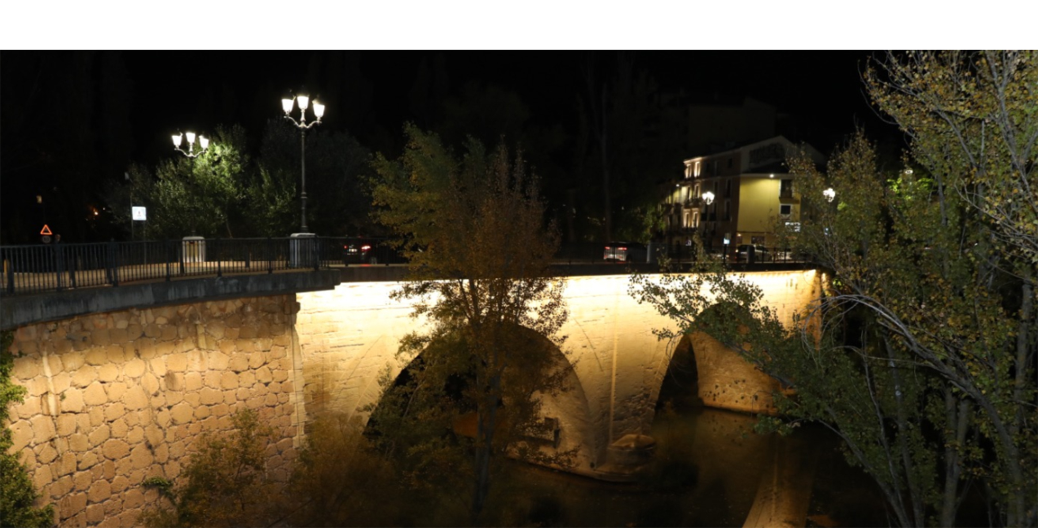 La Fundación Iberdrola España inaugura la nueva iluminación del Puente de San Antón en Cuenca