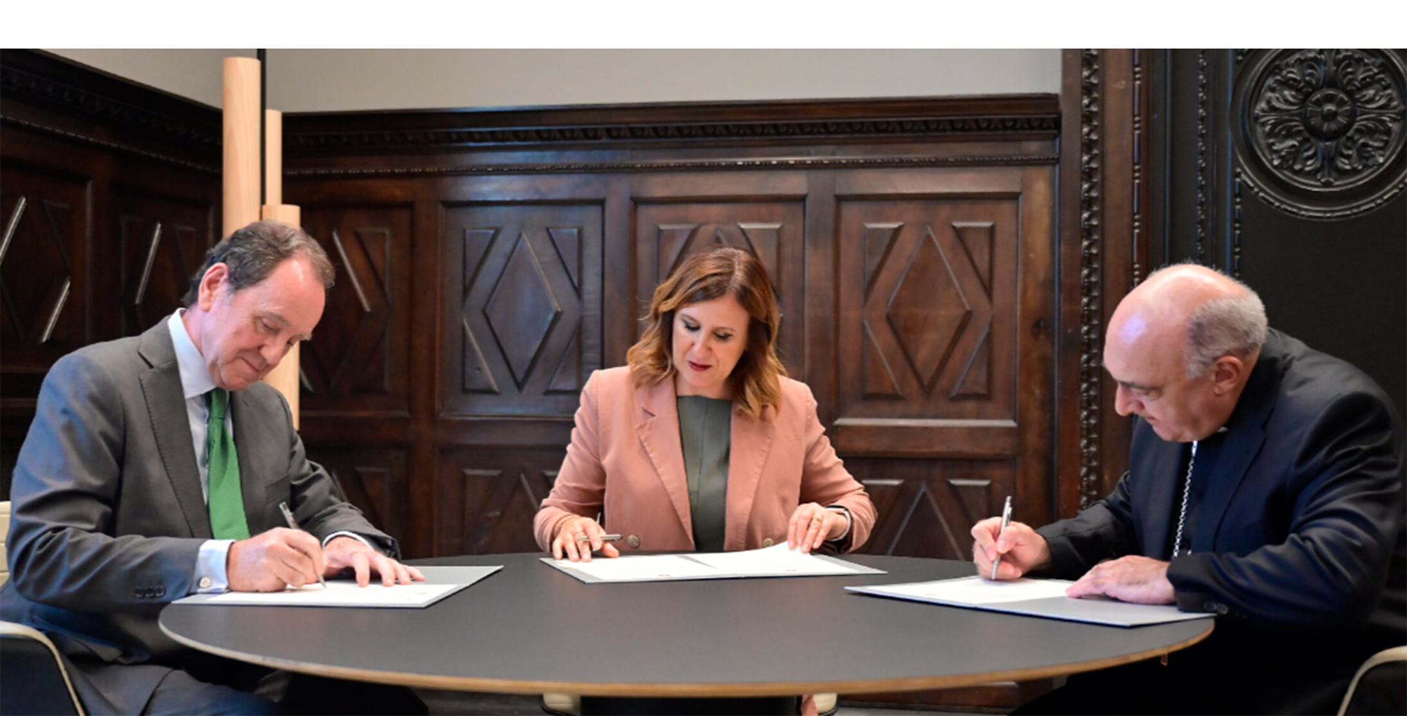 El Miguelete y la Catedral de Valencia dispondrán de una nueva iluminación ornamental exterior gracias a la Fundación Iberdrola España